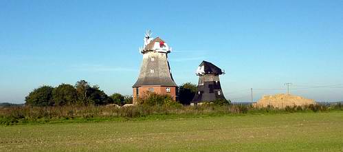 Zwillingswindm�hlen Neu Vorwerk - einzigartiges technisches Denkmal in Mecklenburg - Vorpommern