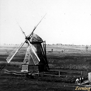 historische Windmhle in Bergen - Mhle am Nonnensee