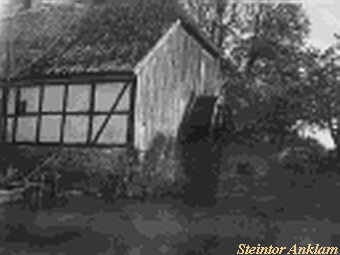 Wassermühle Bugewitz - Mühle mit Wasserrad 1945