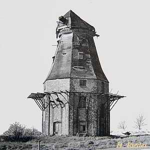 Windmhle Goldenbow - ungenutzte und verfallende Ruine - 1985