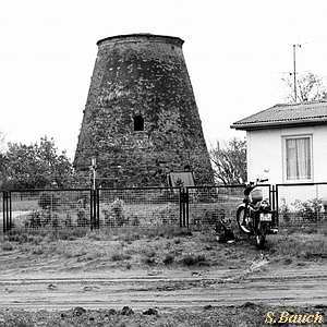 Windmhle Kamminke -  Mhle mit Ferienlager 1984