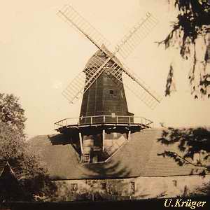 Windmühle des Gutes in Kutzow auf Insel Usedom - Ansicht um 1920