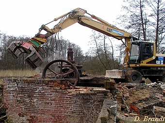 Wassermhle Neumhle bei Neukloster - Abri Turbinenhaus 2002