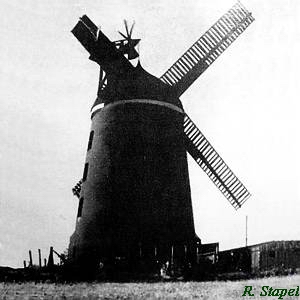 Windmühle Woldegk Kreienbring - Ansicht der Reste 1992
