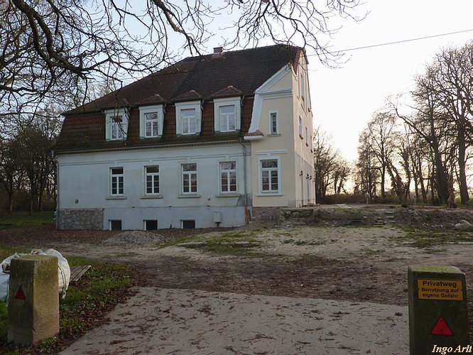 halbe Gutshaus Warbelow - Ansicht heute